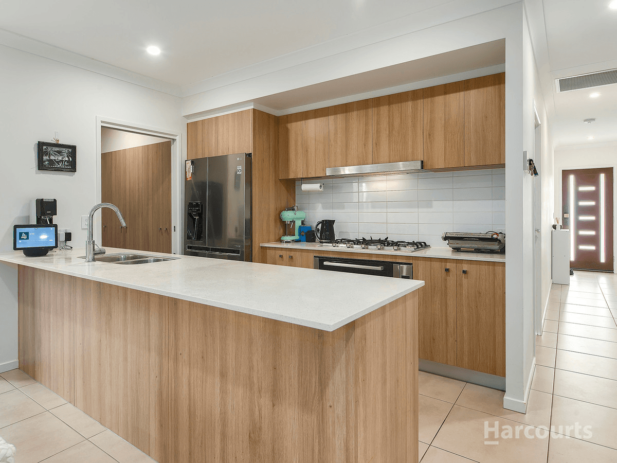 42 Walter Drive, Thornlands, QLD 4164