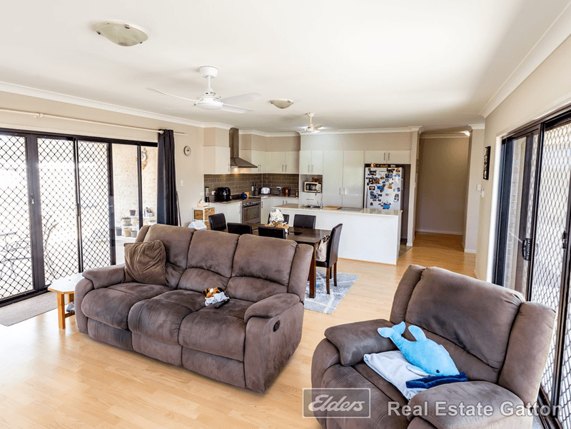 3 Carmichael Drive, ADARE, QLD 4343