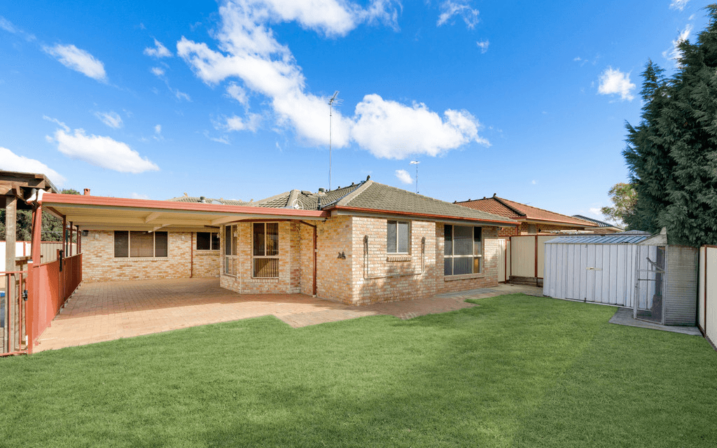 35 Cedar Wattle Place, NARELLAN VALE, NSW 2567