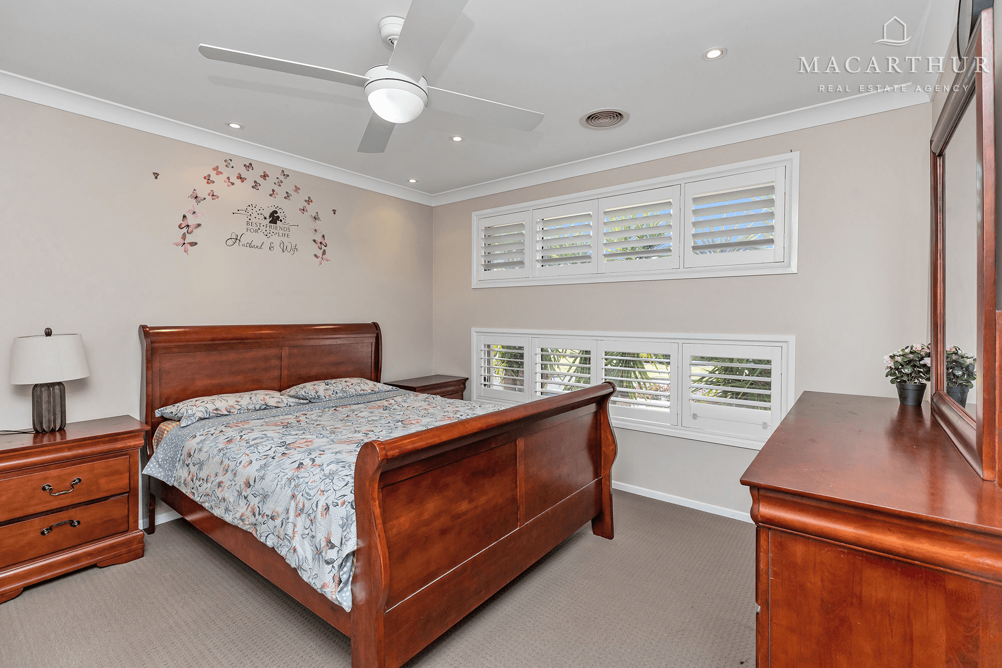 8 Marylands Way, Bourkelands, NSW 2650