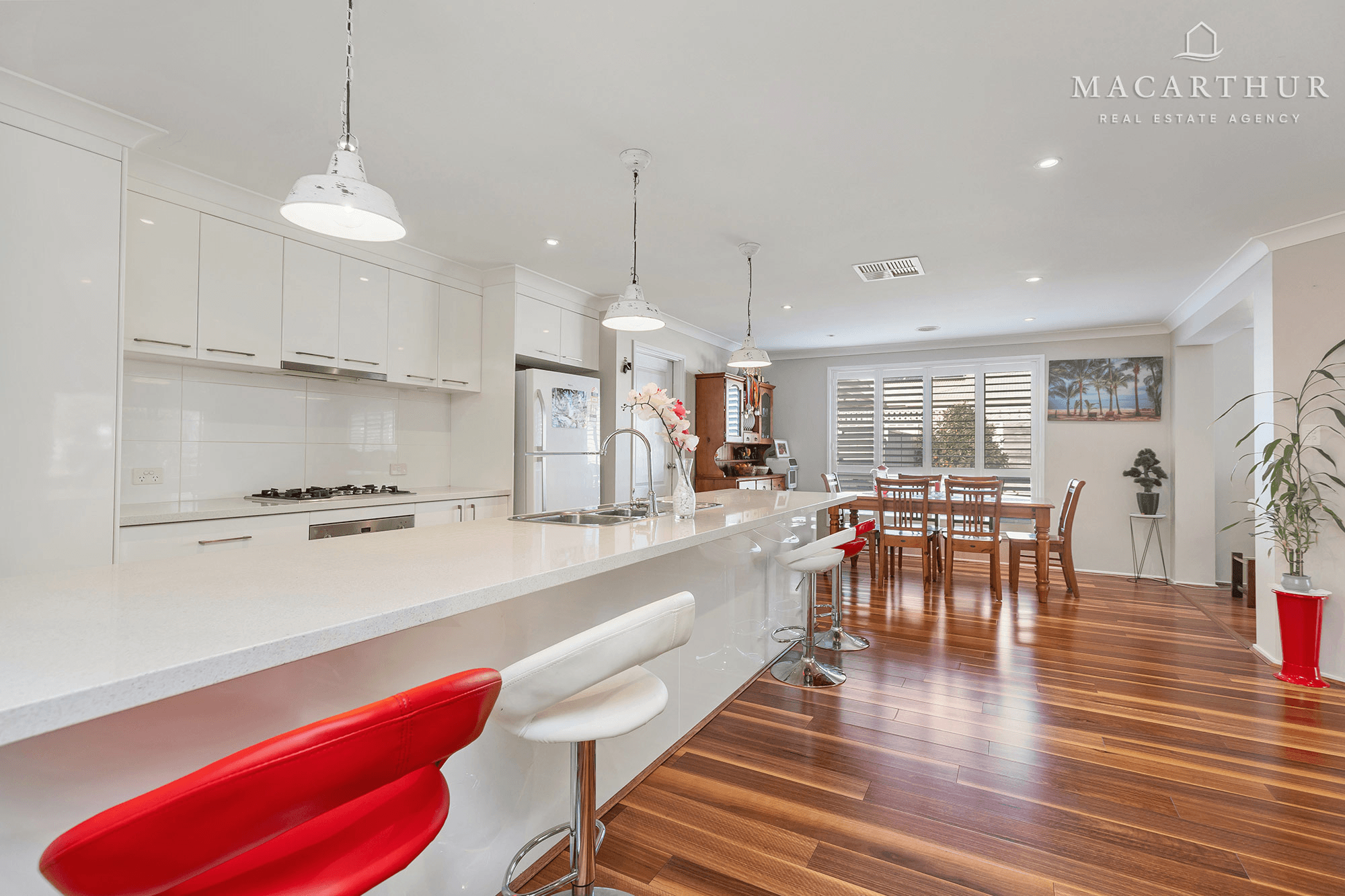 8 Marylands Way, Bourkelands, NSW 2650