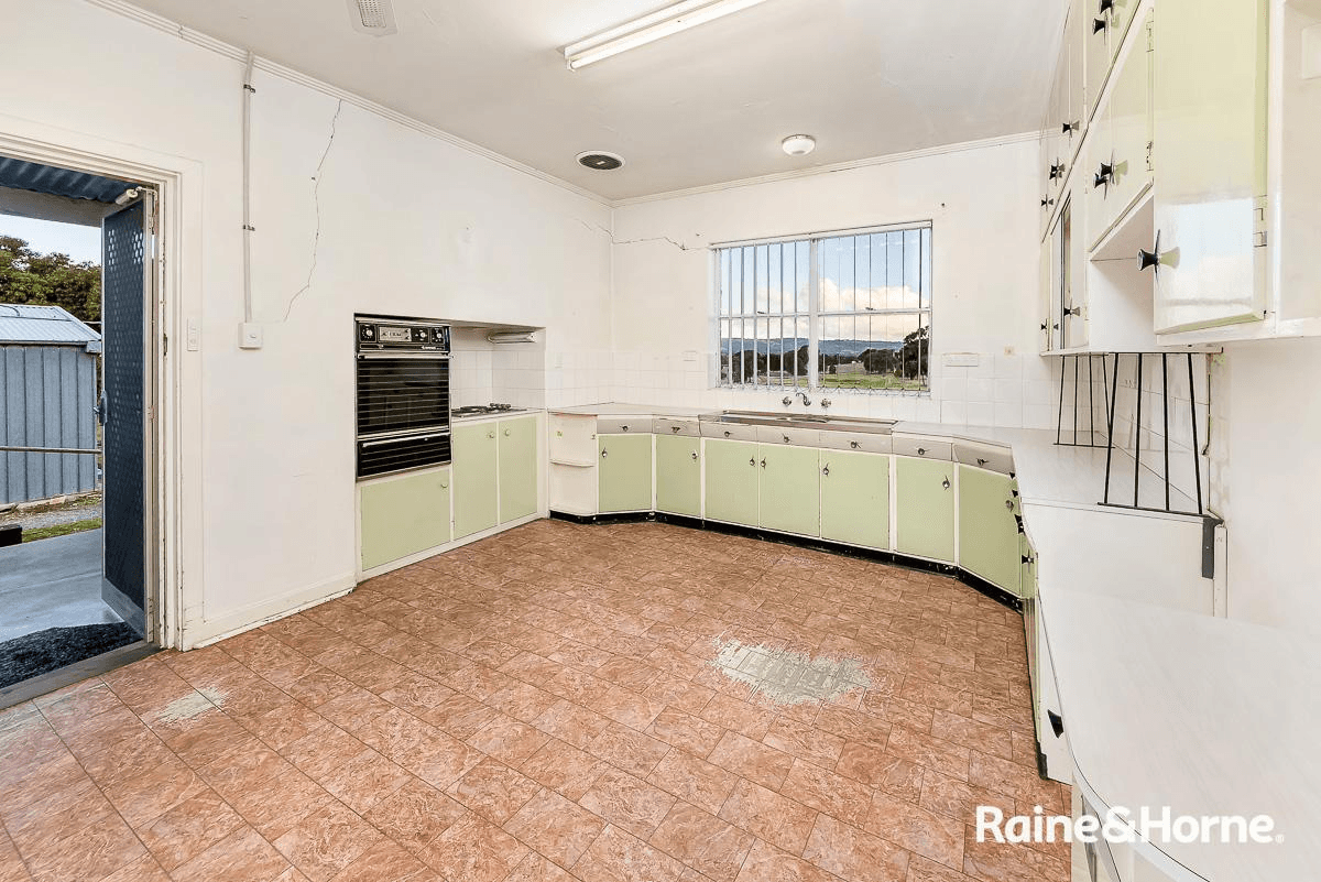 466 Blewitt Springs Road, BLEWITT SPRINGS, SA 5171