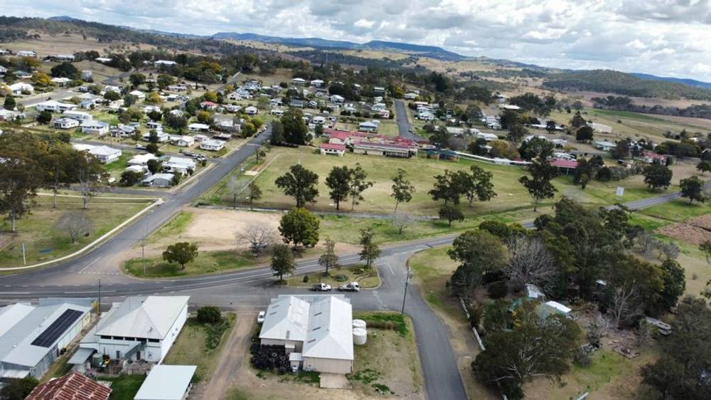 4-6 Moore Street, GOOMERI, QLD 4601