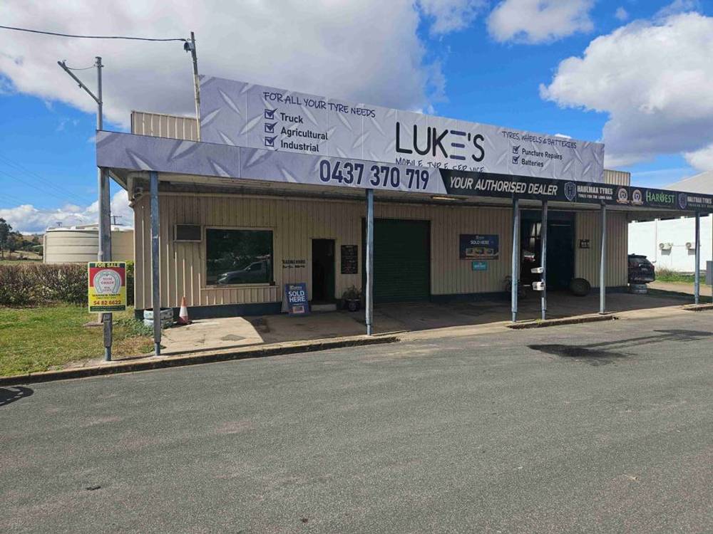 4-6 Moore Street, GOOMERI, QLD 4601