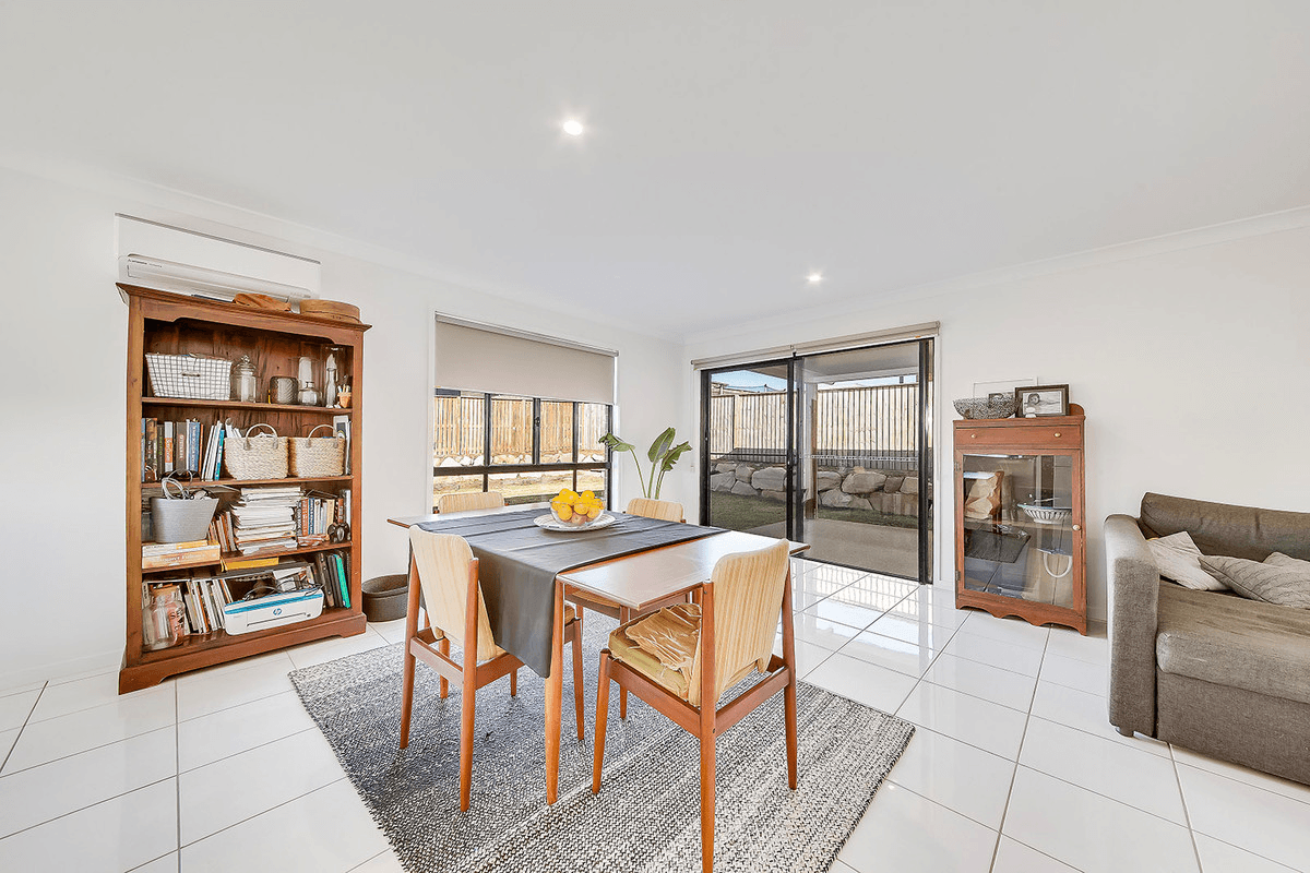 18 HOOP AVE, HIDDEN VALLEY, QLD 4703