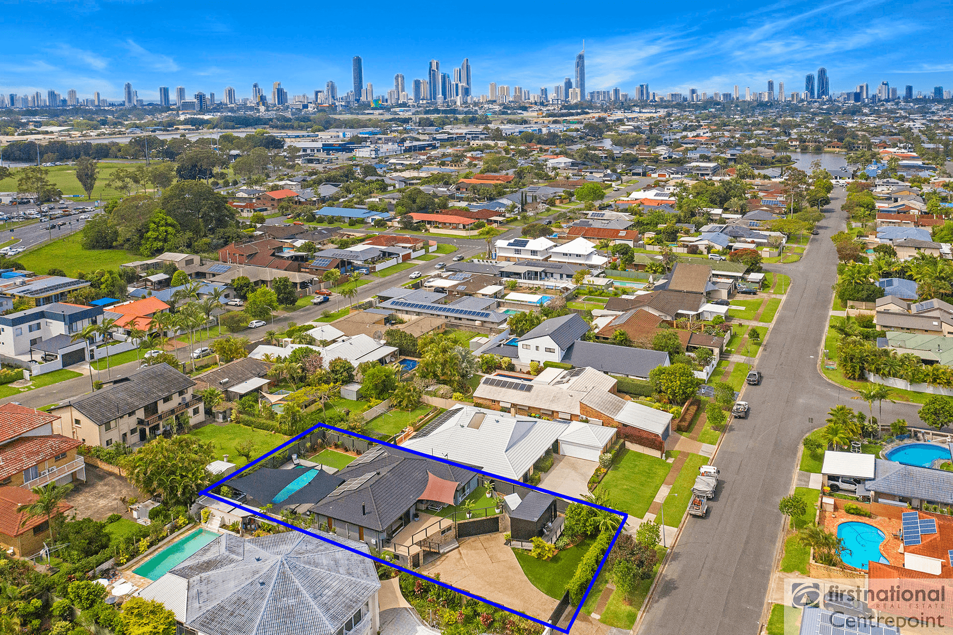 43 Dunkeith Avenue, Benowa, QLD 4217