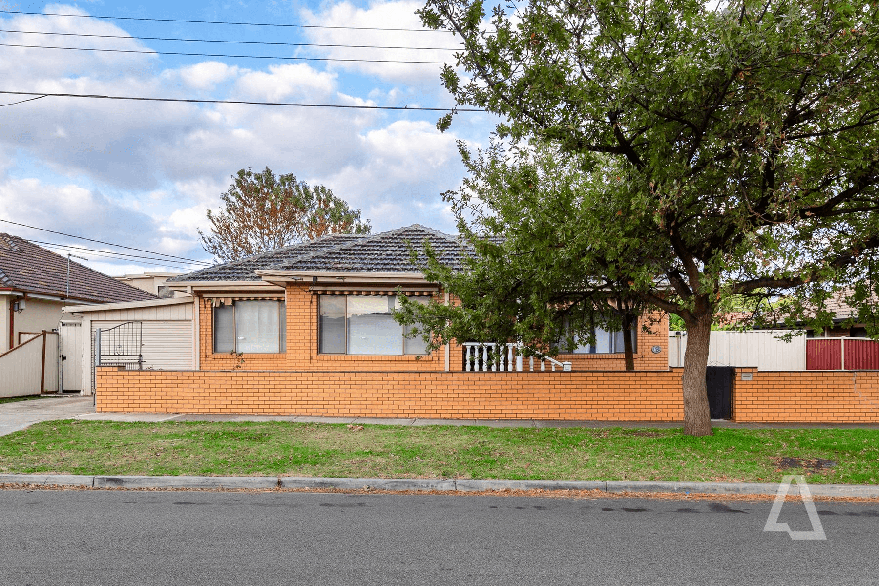 2F Emily Street, St Albans, VIC 3021