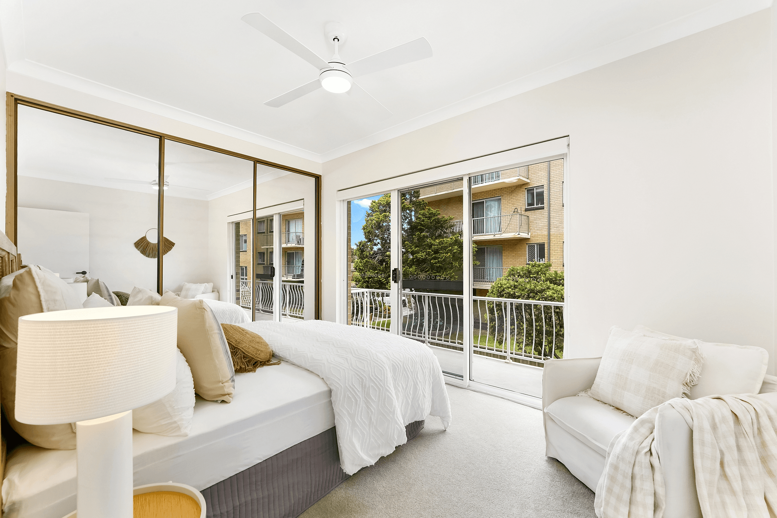 2/122 North Burge Road, WOY WOY, NSW 2256