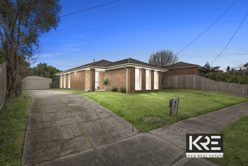 12 Yaltara Close, CRANBOURNE WEST, VIC 3977