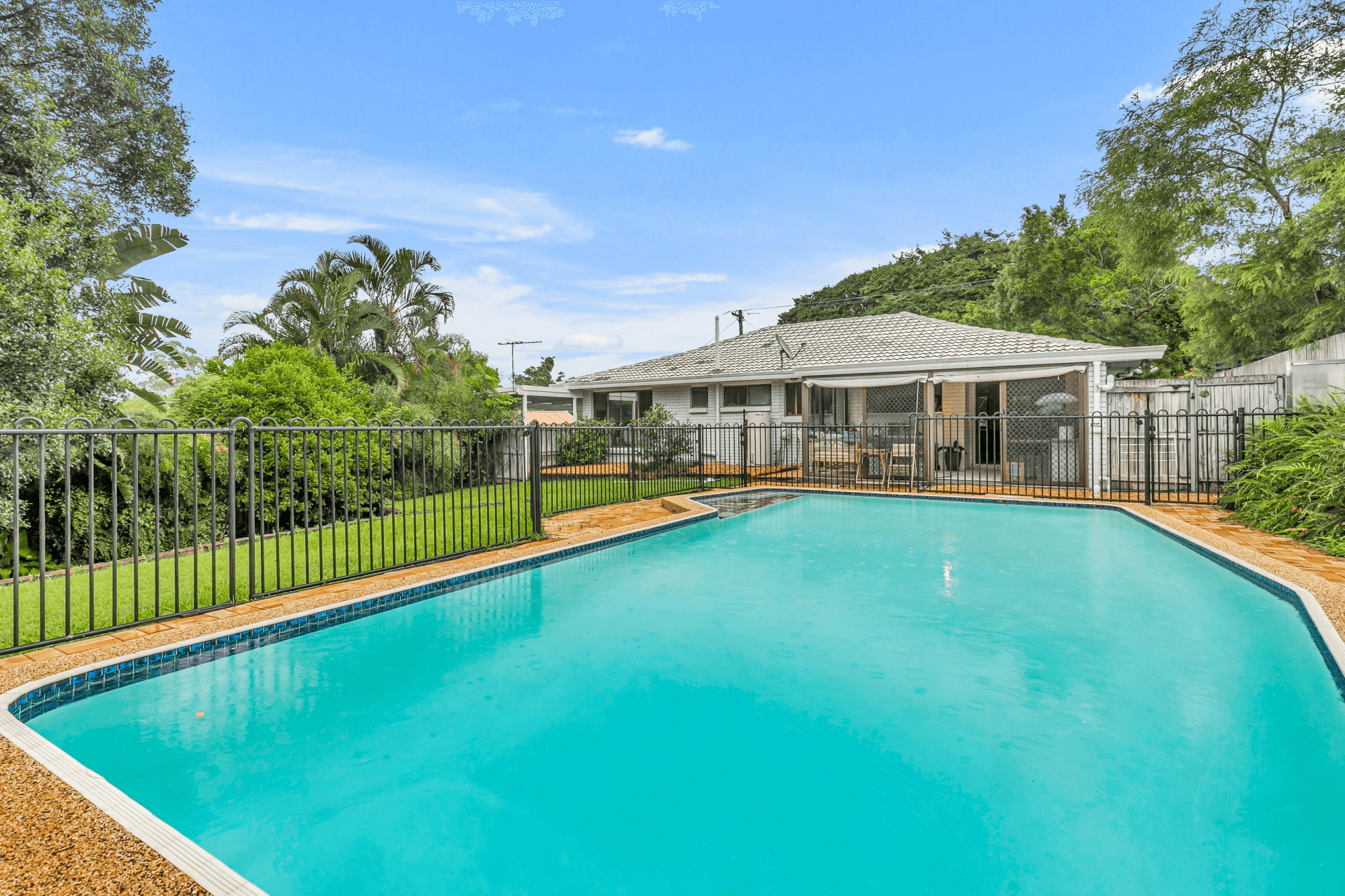 24 Samarai Street, MOGGILL, QLD 4070