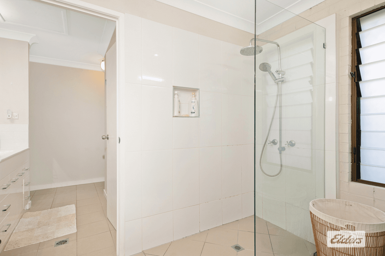 22 Joyce Street, Lammermoor, QLD 4703