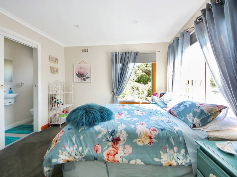 10 Halcyon Grove, ST HELENS, TAS 7216