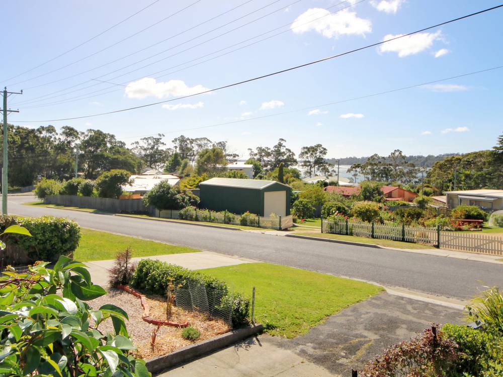 10 Halcyon Grove, ST HELENS, TAS 7216