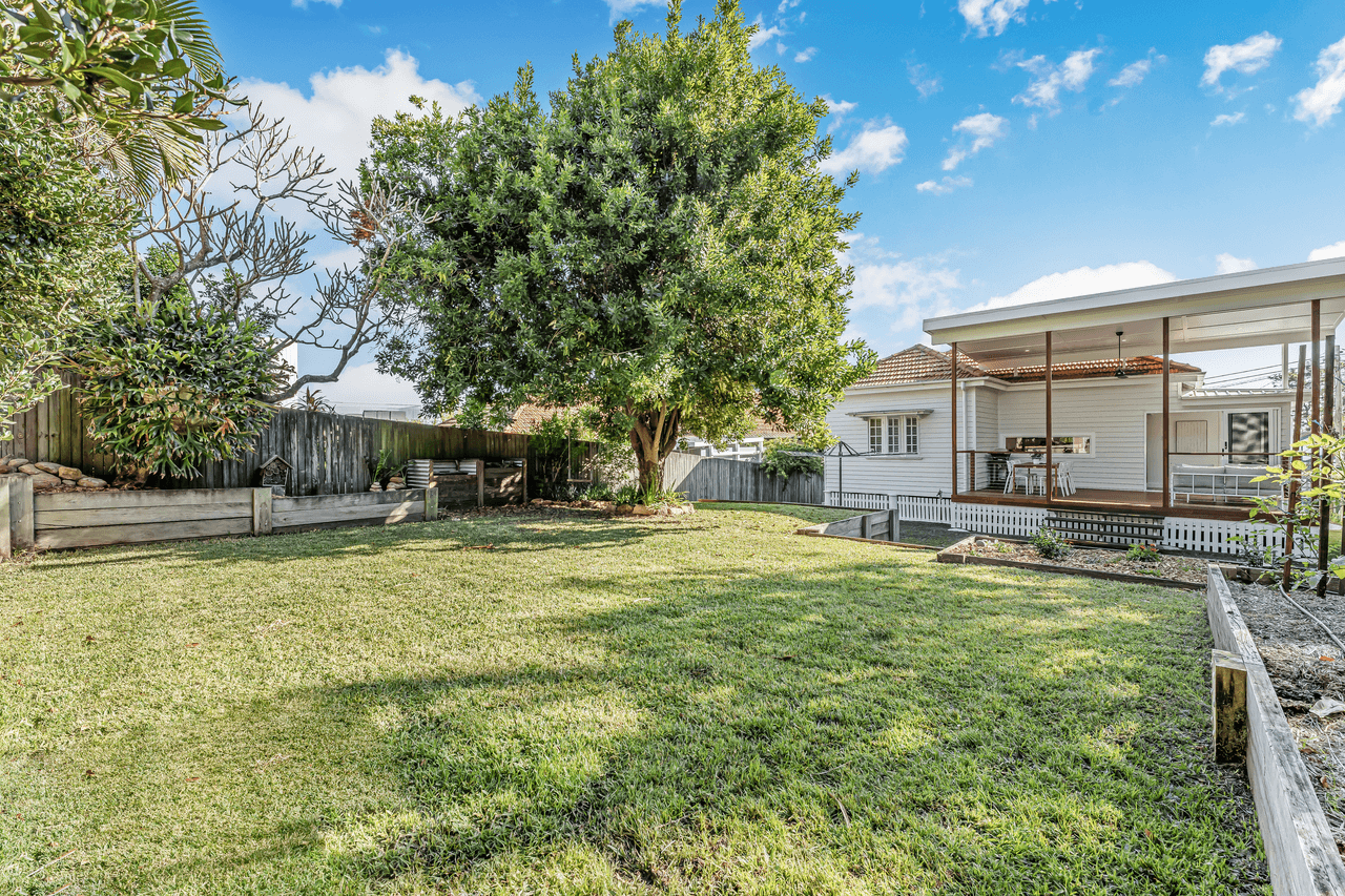 95 Stephen Street, CAMP HILL, QLD 4152