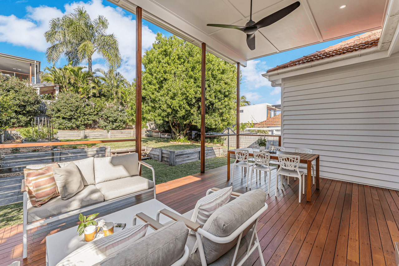 95 Stephen Street, CAMP HILL, QLD 4152