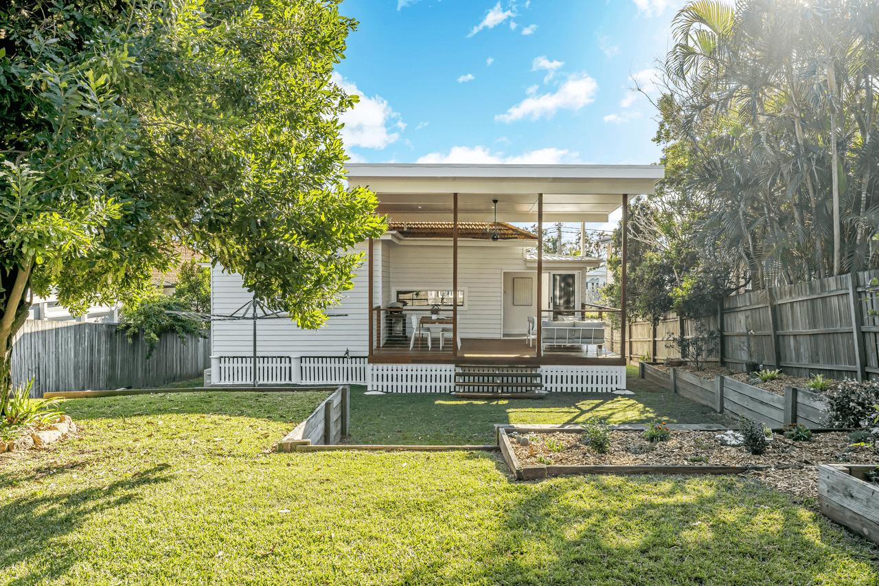 95 Stephen Street, CAMP HILL, QLD 4152