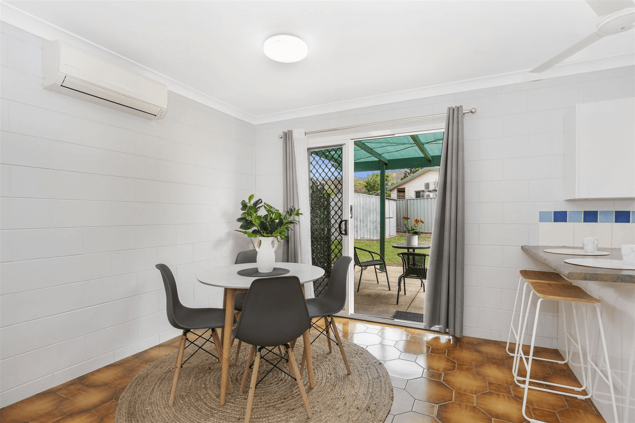 6 Robbins Court, Wulguru, QLD 4811