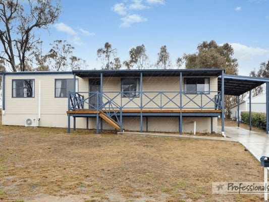 33 Dale Crescent, ARMIDALE, NSW 2350