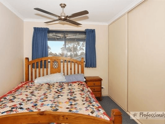 33 Dale Crescent, ARMIDALE, NSW 2350