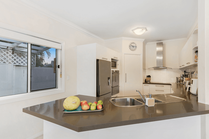 13 St Martin Place, Clear Island Waters, QLD 4226