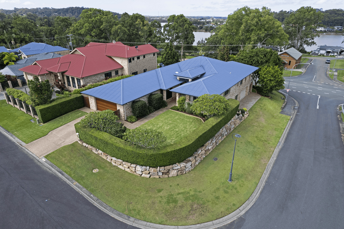 1 Siggies Place, UPPER COOMERA, QLD 4209