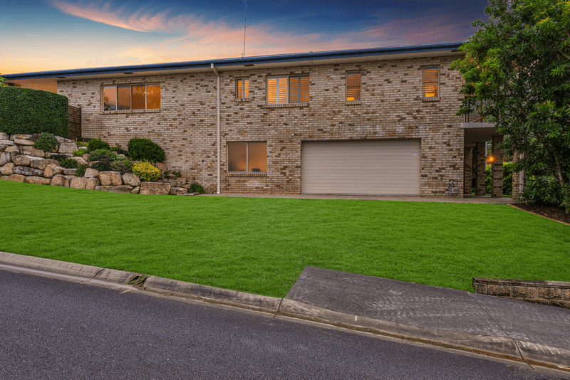 1 Siggies Place, UPPER COOMERA, QLD 4209