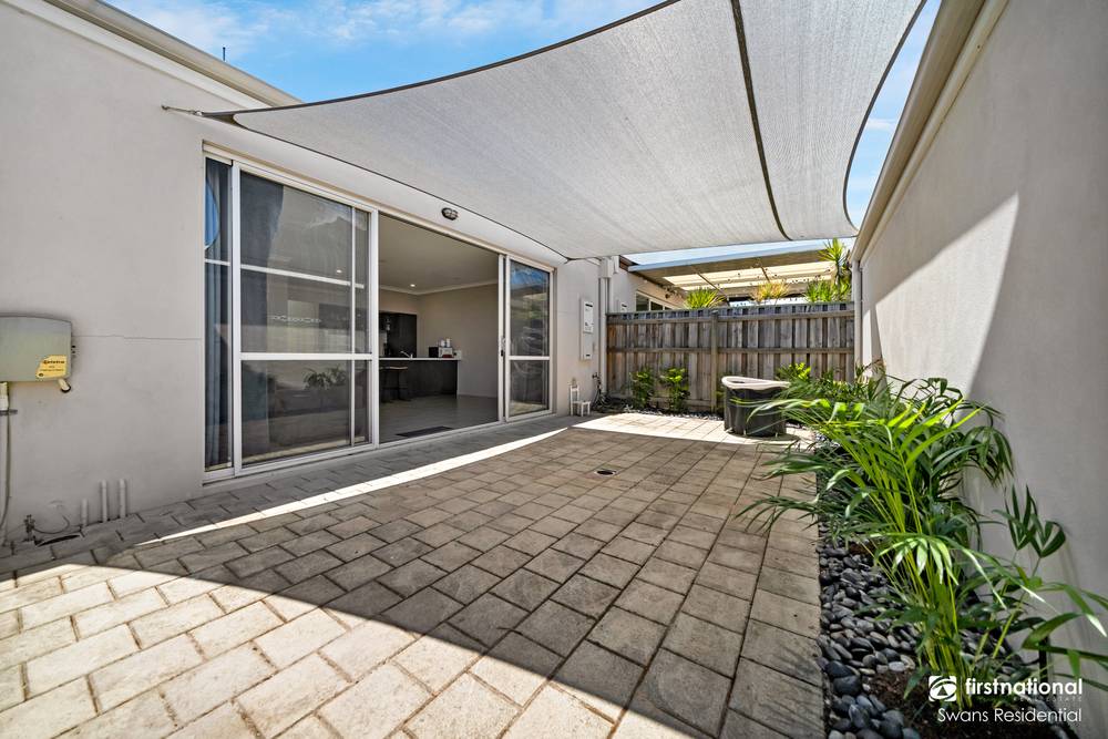 9 Yelnia Way, ELLENBROOK, WA 6069