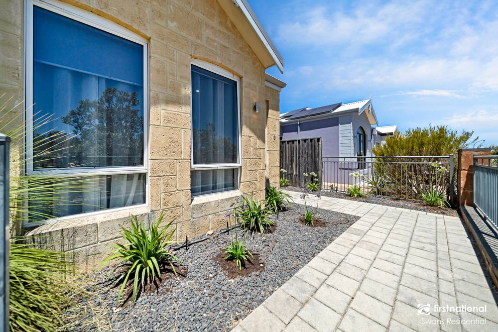 9 Yelnia Way, ELLENBROOK, WA 6069