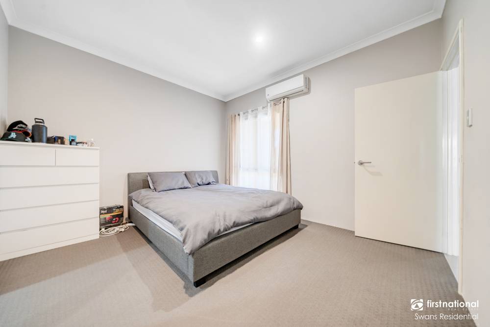 9 Yelnia Way, ELLENBROOK, WA 6069