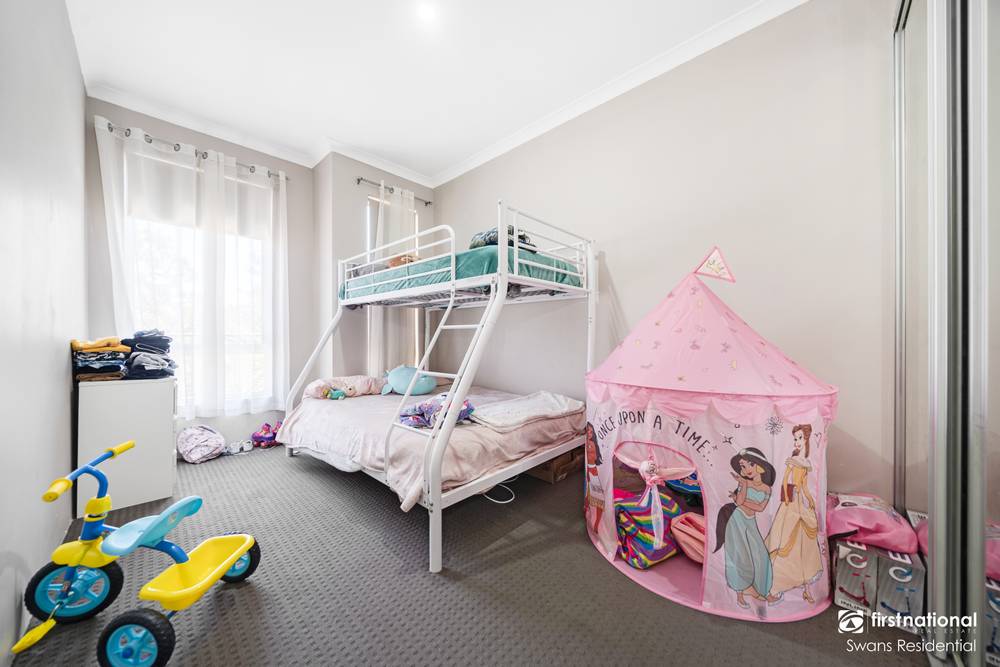 9 Yelnia Way, ELLENBROOK, WA 6069