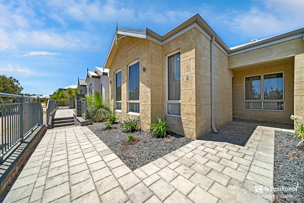 9 Yelnia Way, ELLENBROOK, WA 6069