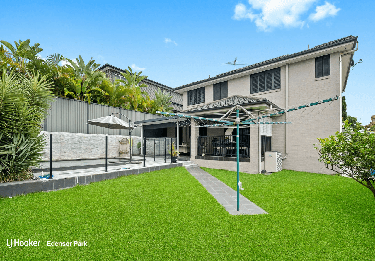 1 Bernard Place, EDENSOR PARK, NSW 2176