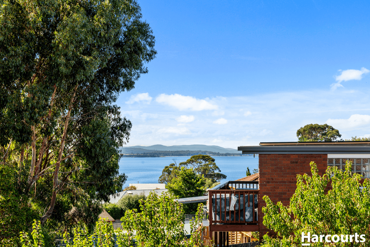 52 Mirramar Park, BLACKMANS BAY, TAS 7052