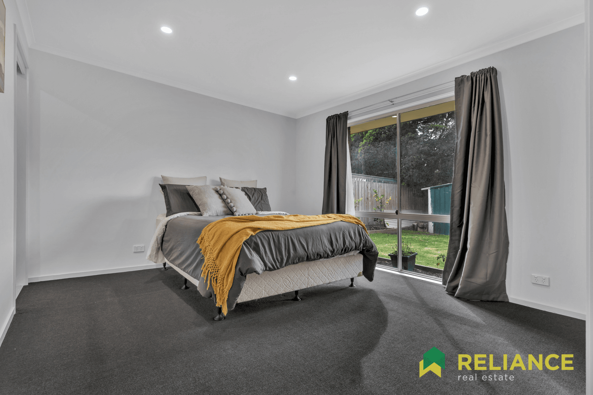 594 Elizabeth Drive, Sunbury, VIC 3429