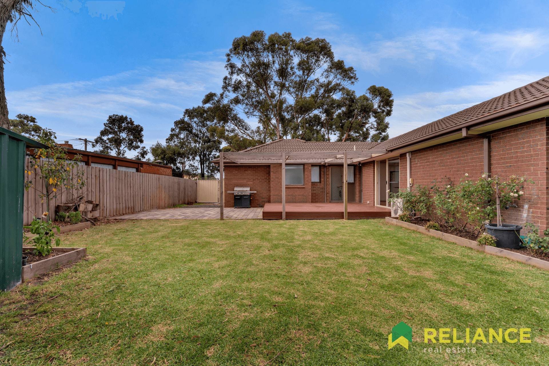 594 Elizabeth Drive, Sunbury, VIC 3429