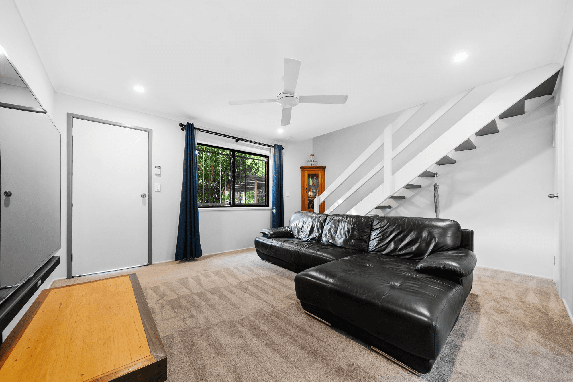 2/8 Cognac Court, KINGSTON, QLD 4114