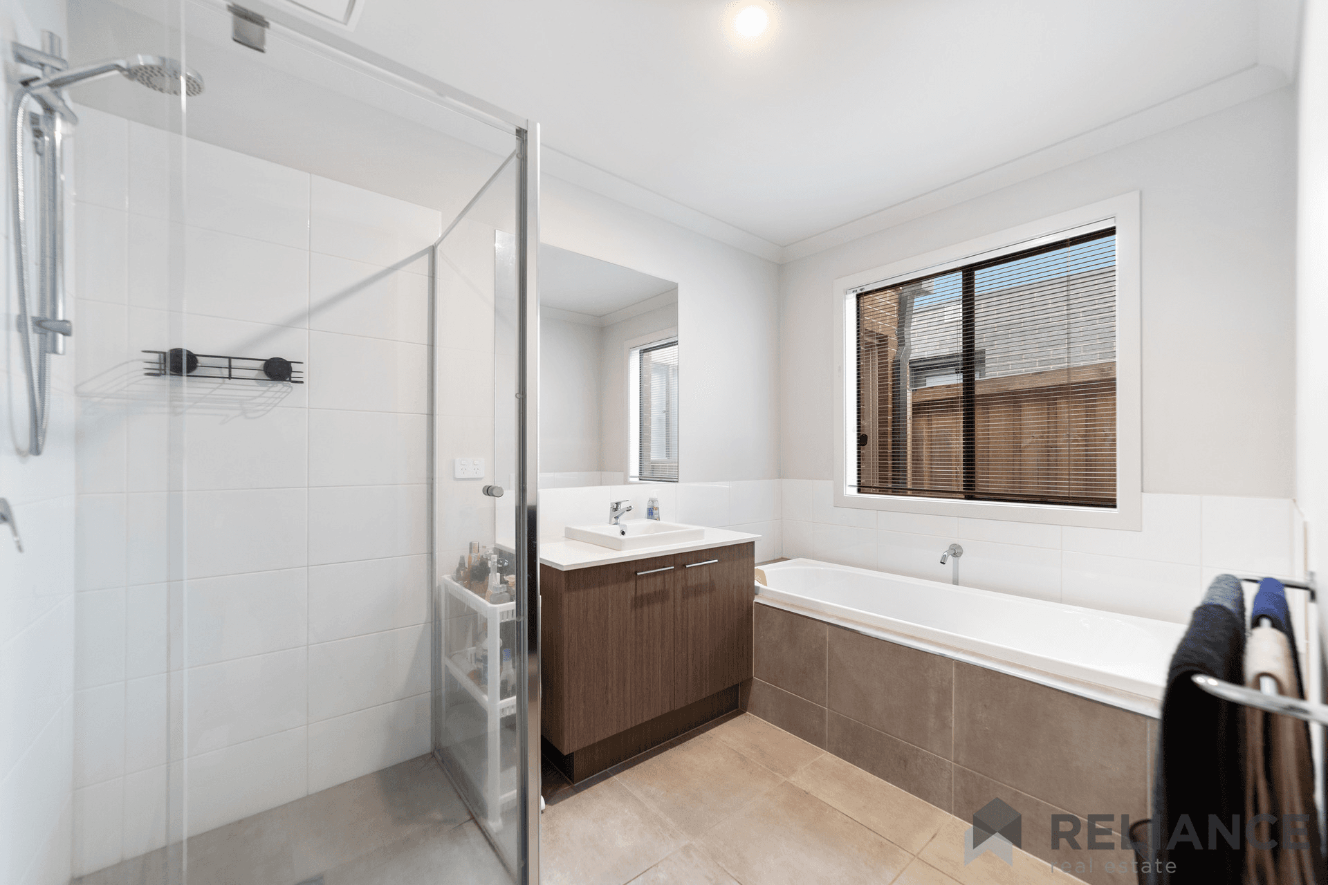 11 Scatter Road, Fraser Rise, VIC 3336