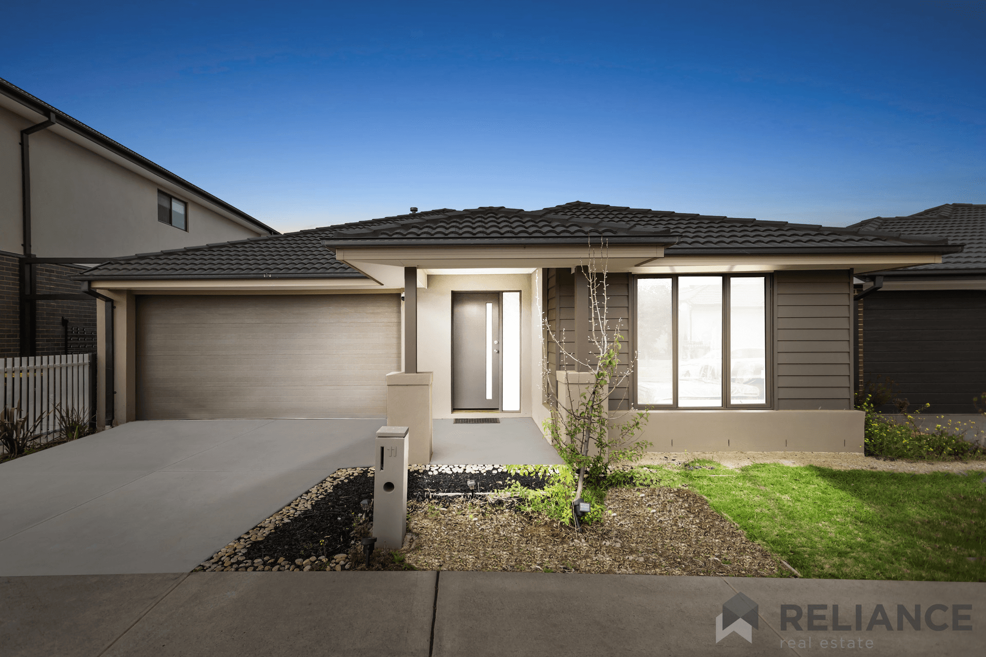 11 Scatter Road, Fraser Rise, VIC 3336