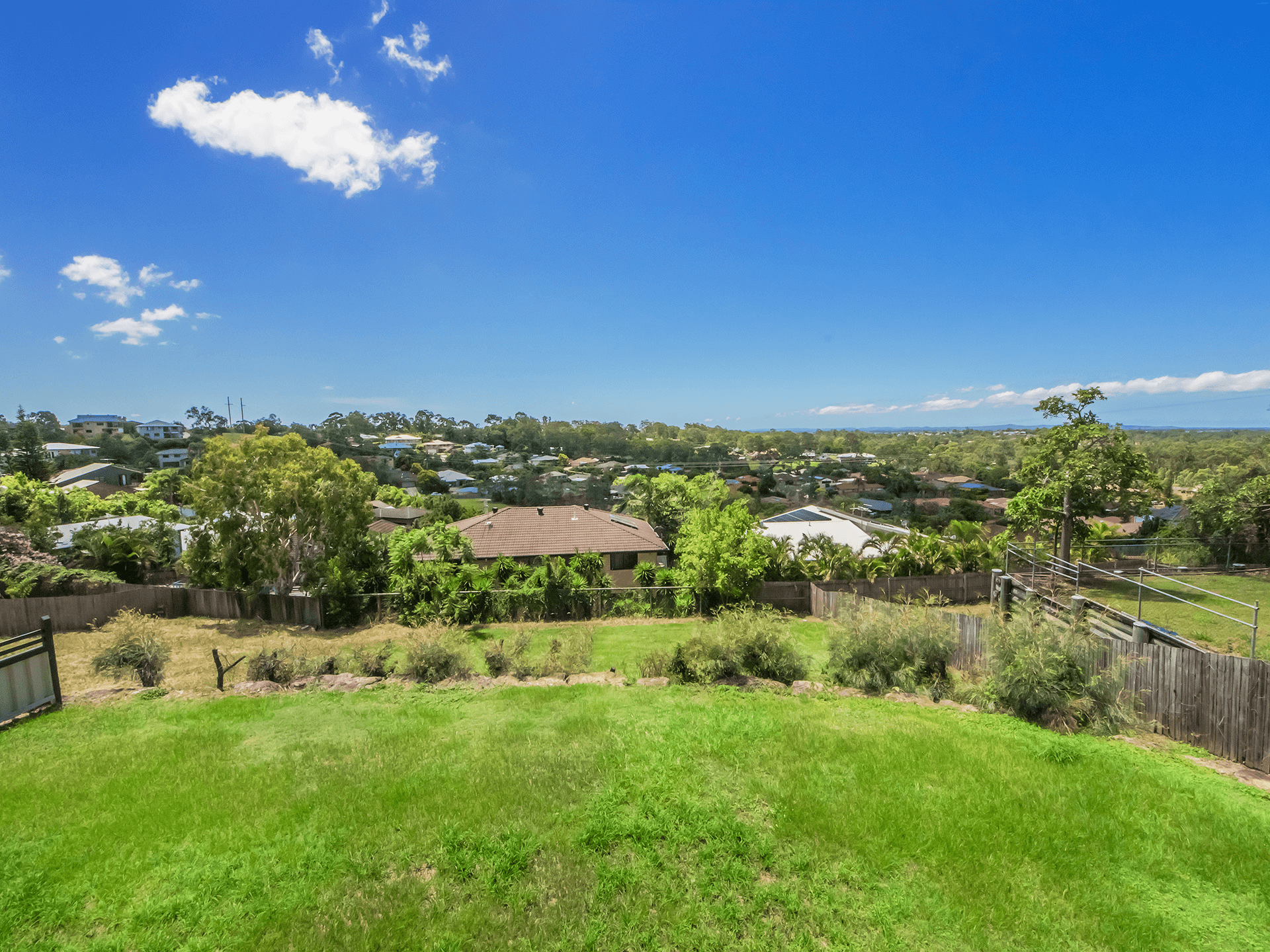 17 Sir Charles Holm Drive, Ormeau Hills, QLD 4208