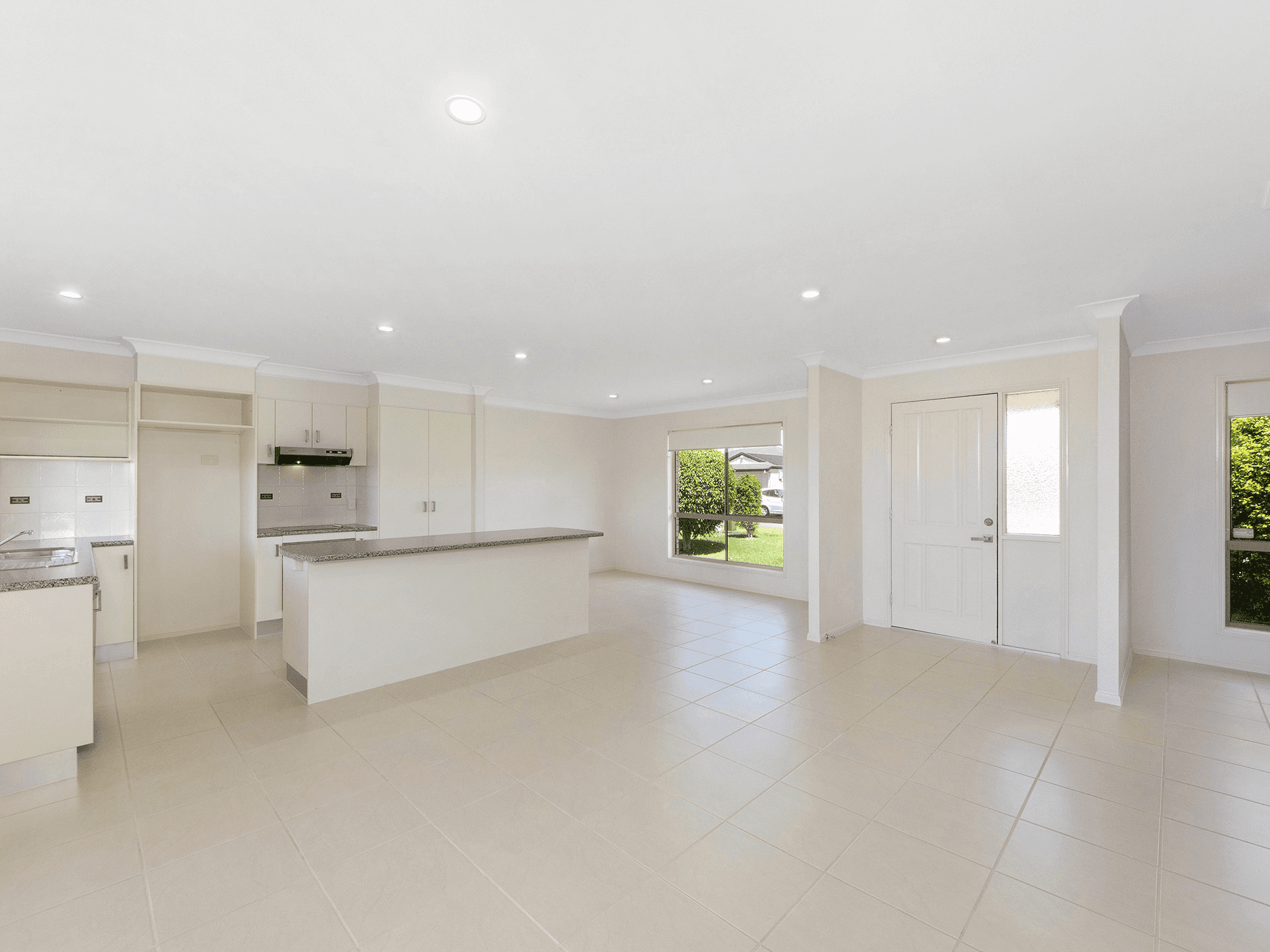 17 Sir Charles Holm Drive, Ormeau Hills, QLD 4208