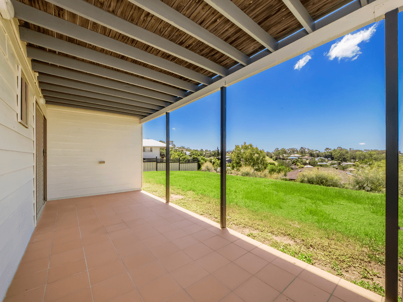 17 Sir Charles Holm Drive, Ormeau Hills, QLD 4208