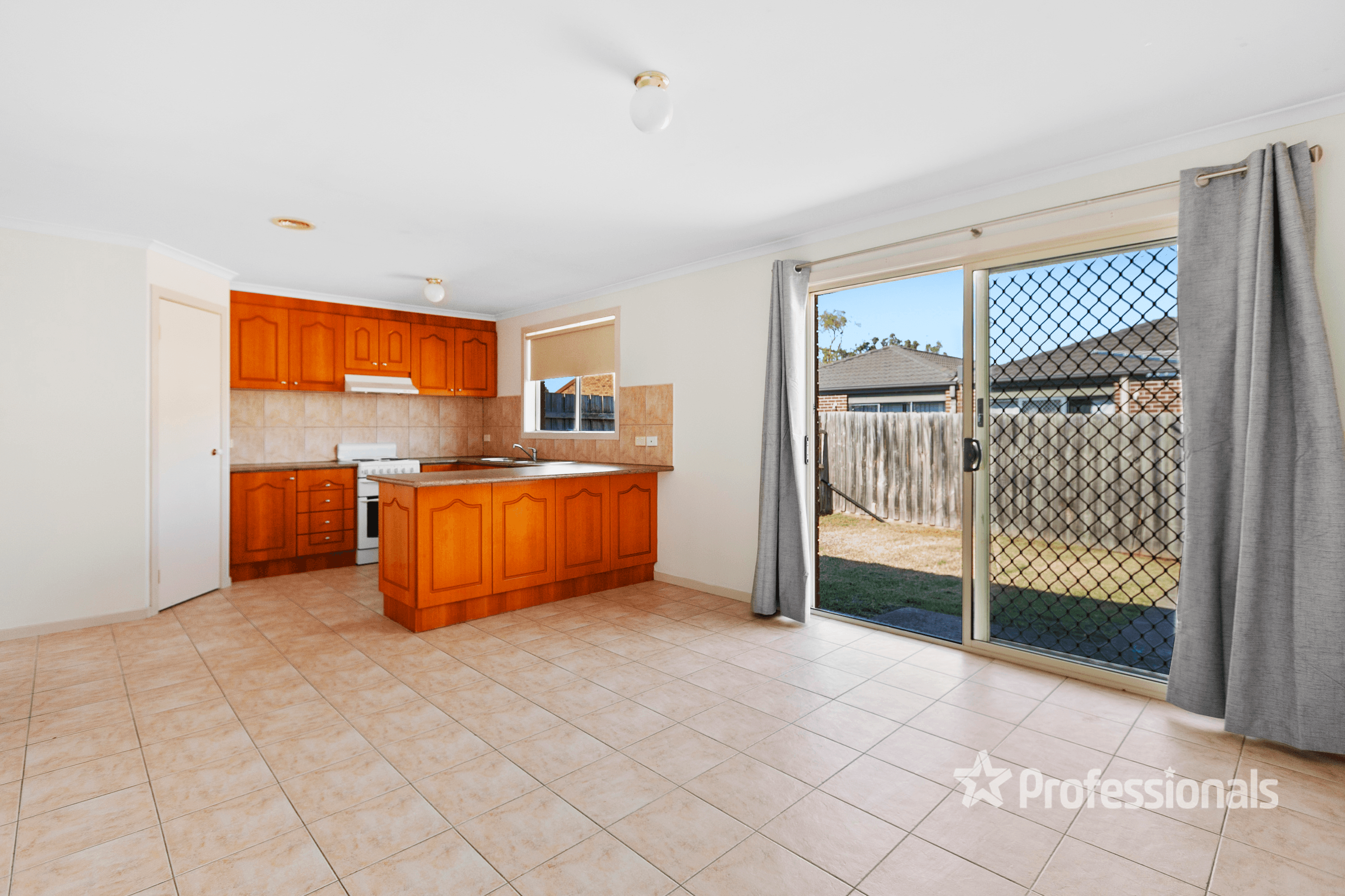 1/4 Millewa Way, WYNDHAM VALE, VIC 3024