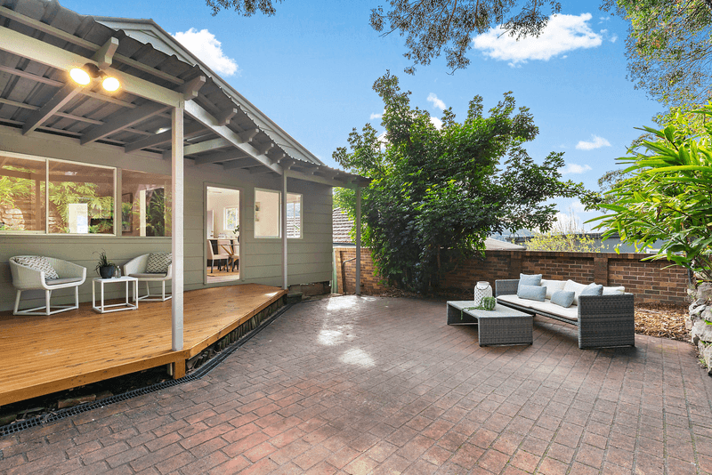 98 Prince Edward Park Road, Woronora, NSW 2232