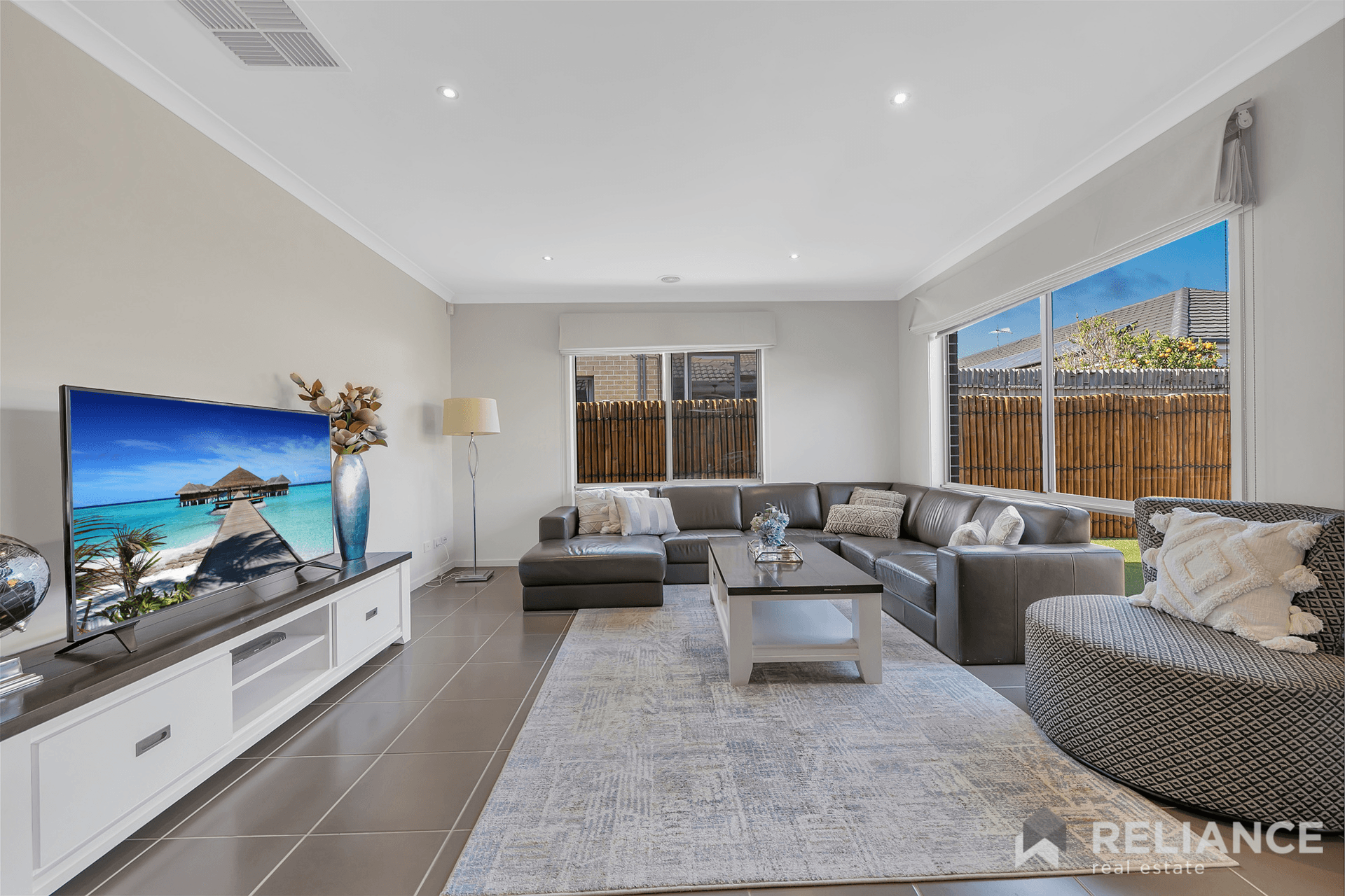 1 Condamine Terrace, Caroline Springs, VIC 3023