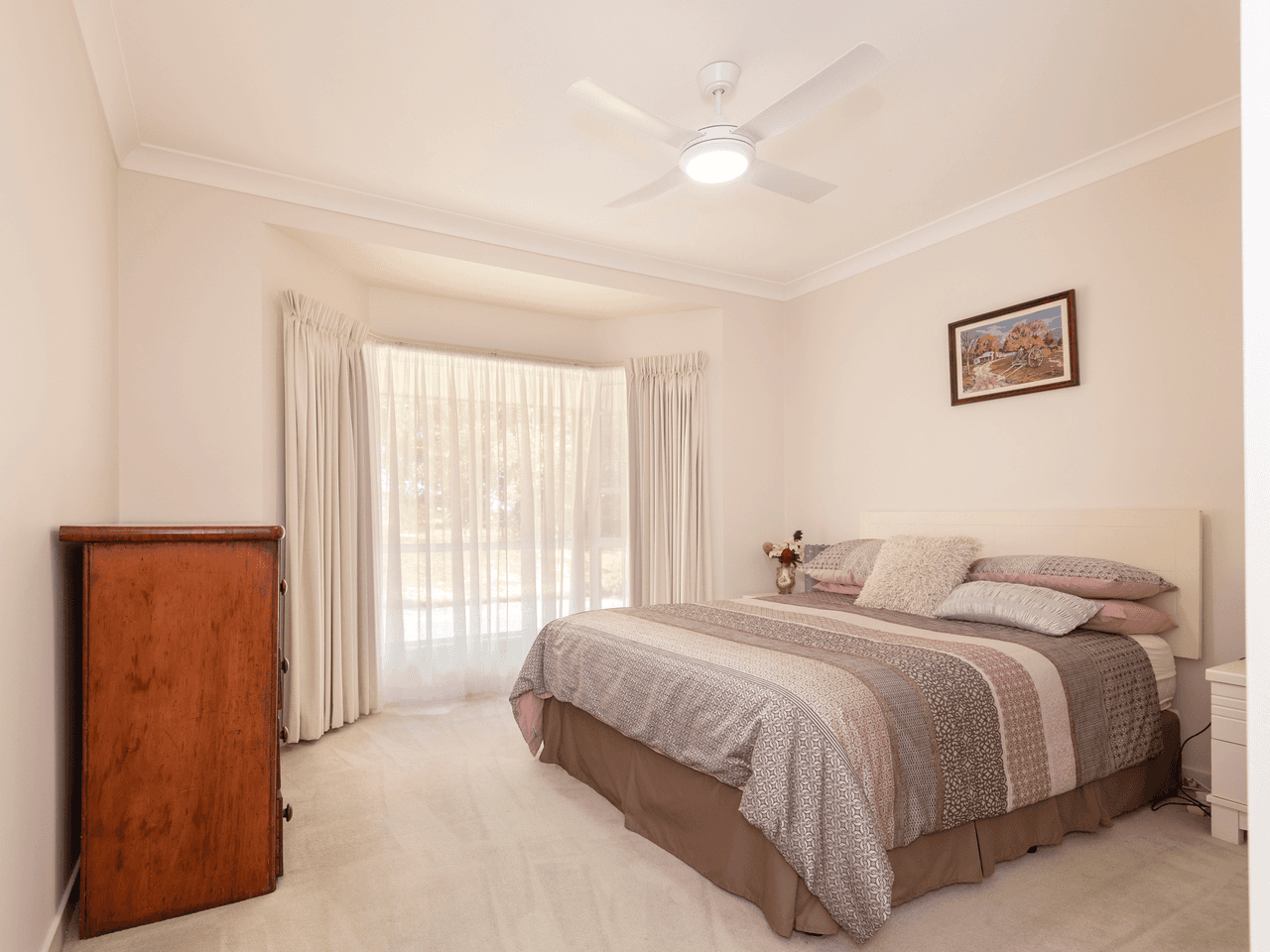 11 Dunromin Drive, MODANVILLE, NSW 2480