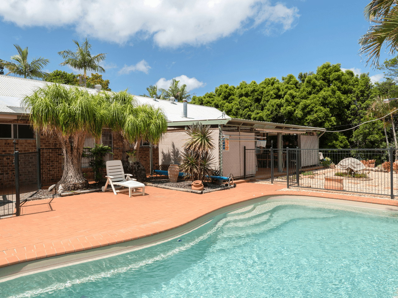 11 Dunromin Drive, MODANVILLE, NSW 2480