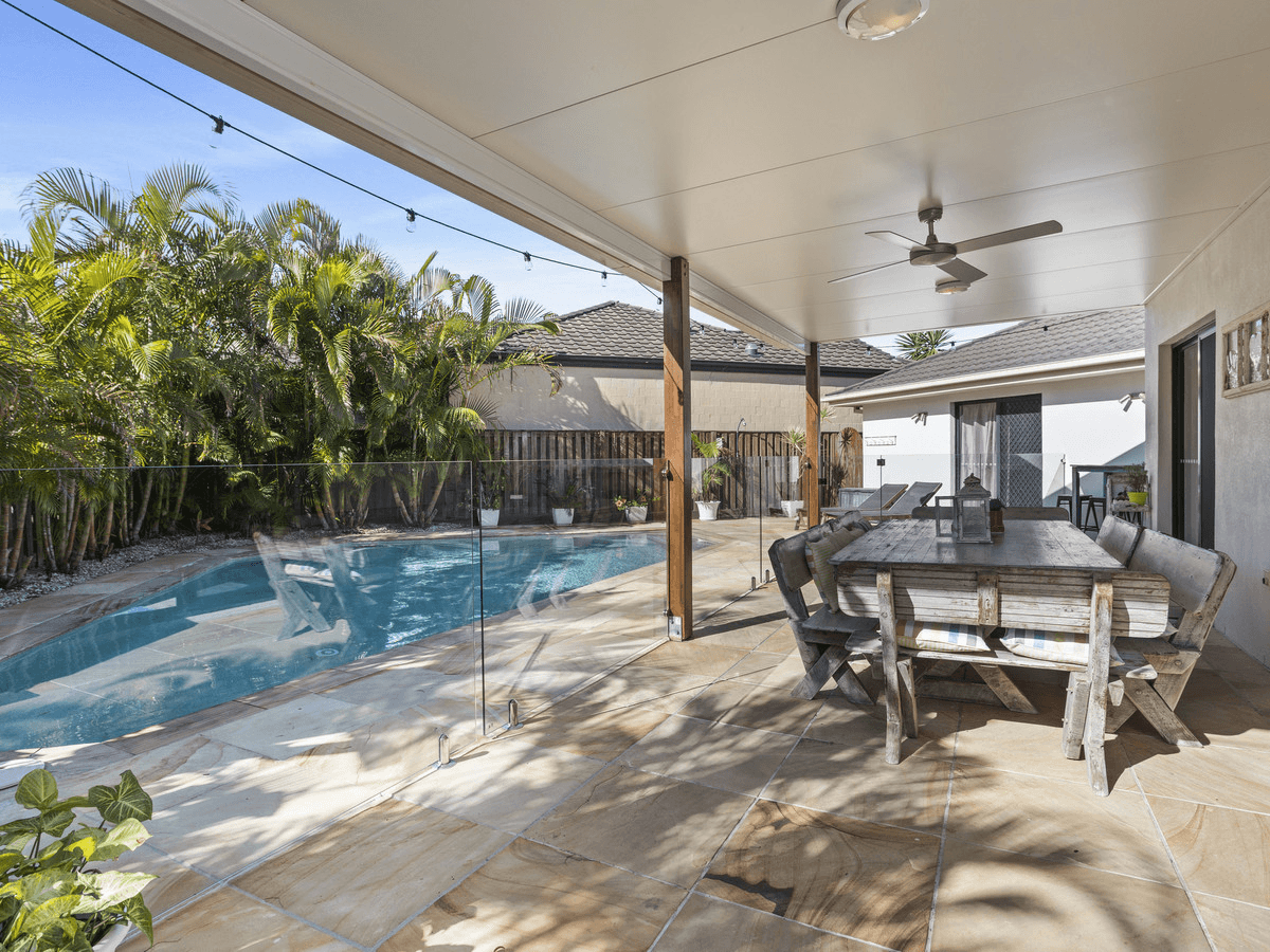 13 Jucara Avenue, Robina, QLD 4226