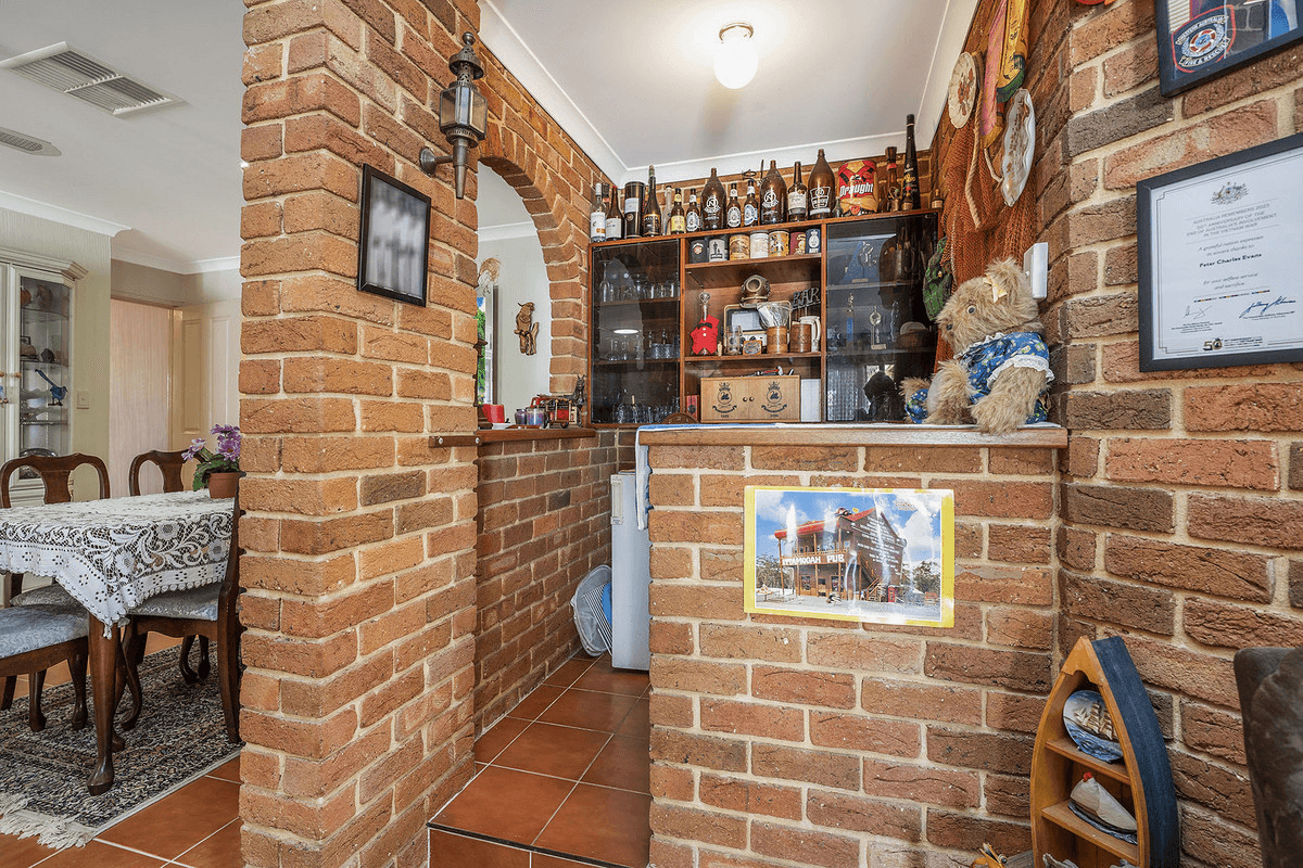 11 Regent Drive, Wannanup, WA 6210