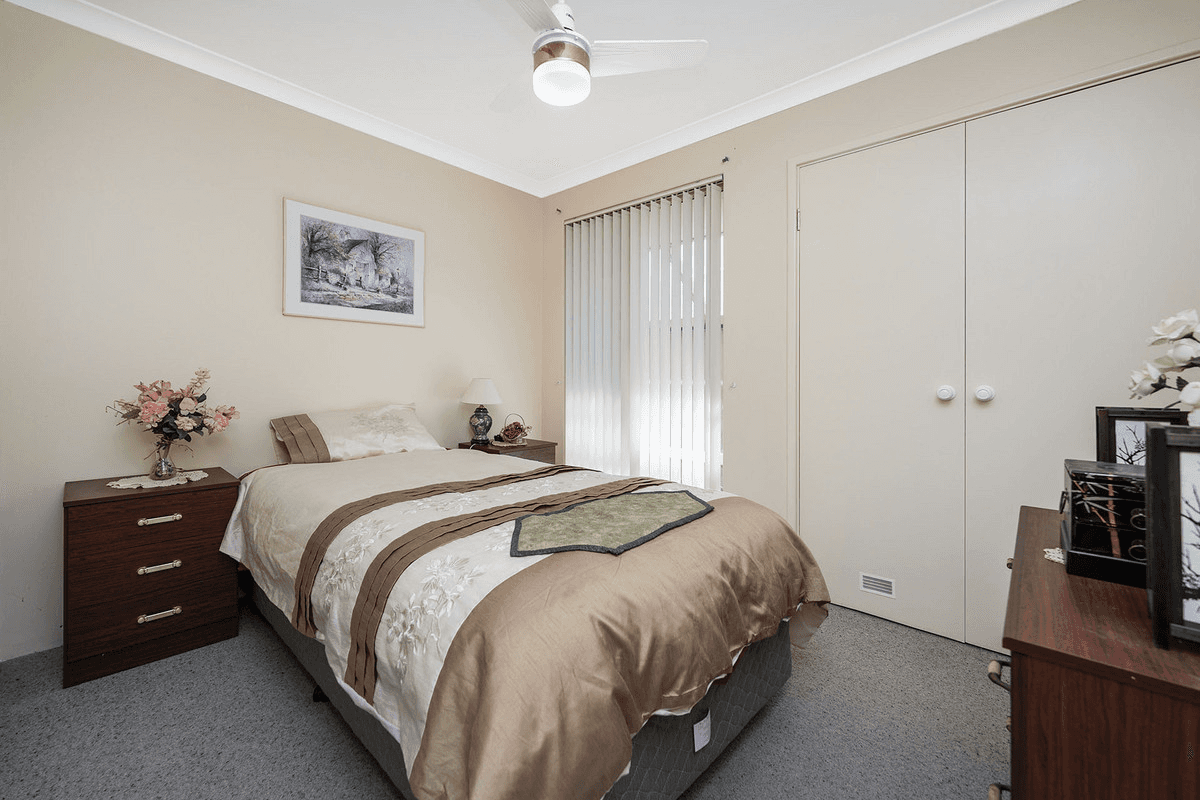 11 Regent Drive, Wannanup, WA 6210