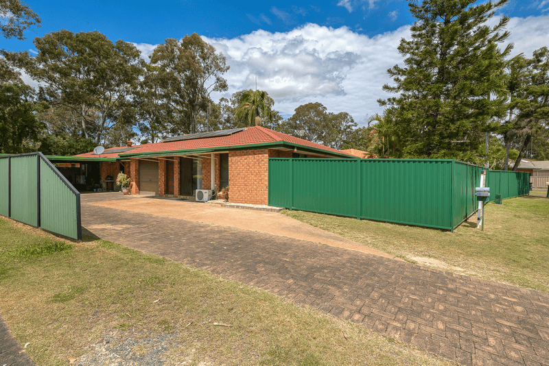 1/25 Morinda Way, LABRADOR, QLD 4215